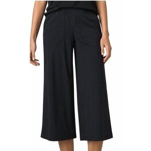 prAna Womens M Beriyessa Gaucho Style Pants in Black